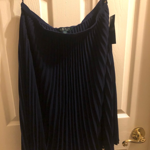 Ralph Lauren Women’s Georgette Pleated Skirt -Sz 4 - Picture 5 of 5